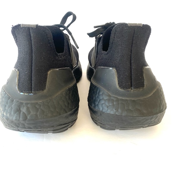Adidas Ultraboost- worn once - Picture 12 of 15